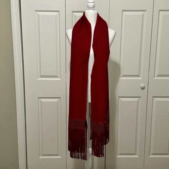 Artesanías Warmi Ajayu Alpaca Blend Red Scarf Wrap Crochet Fringe